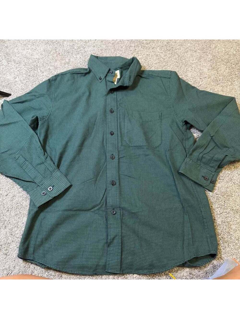 L.L. Bean Men’s Cotton Houndstooth Button Down Shirt size Small